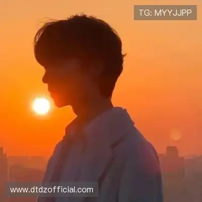 孔铃媚